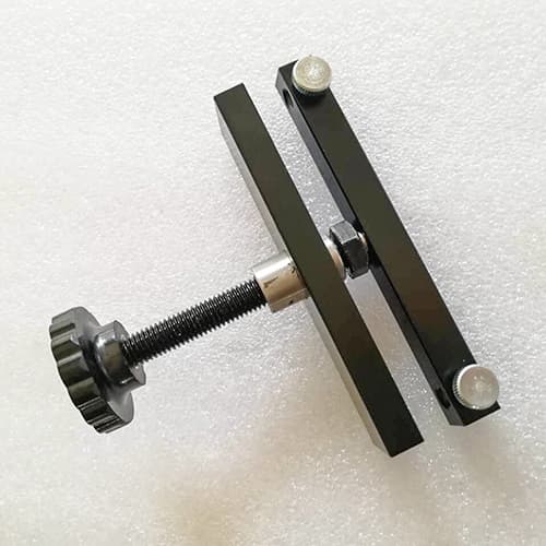 Náhradní díl pro lis na hrnky MPR-3, spojovací kus mezi topným tělesem a pákou