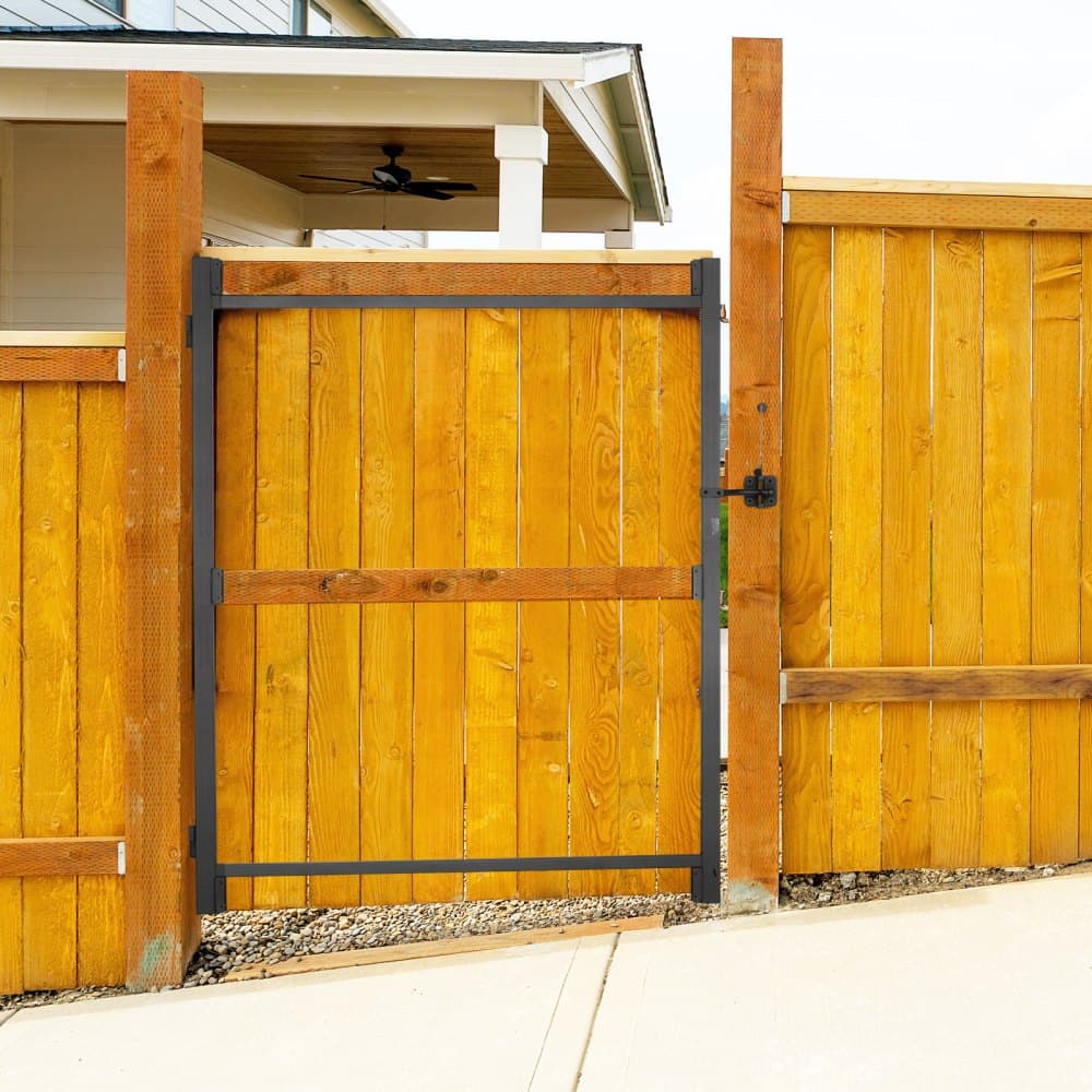 Sada pro stavbu brány, vhodná pro průchody šířky 36–60 palců, ploty vysoké 6–7 stop, nastavitelná sada pro stavbu brány, kompletní rám brány s aretací a šrouby, pro dřevěný a železný plot