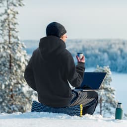 Vyhřívaná mikina s kapucí, unisex vyhřívaná mikina s baterií 7,4 V, elektrická bunda na zip s 5 topnými zónami pro muže a ženy, lehký teplý vyhřívaný venkovní svetr pro kempování, velikost L, černá - miniatura 13