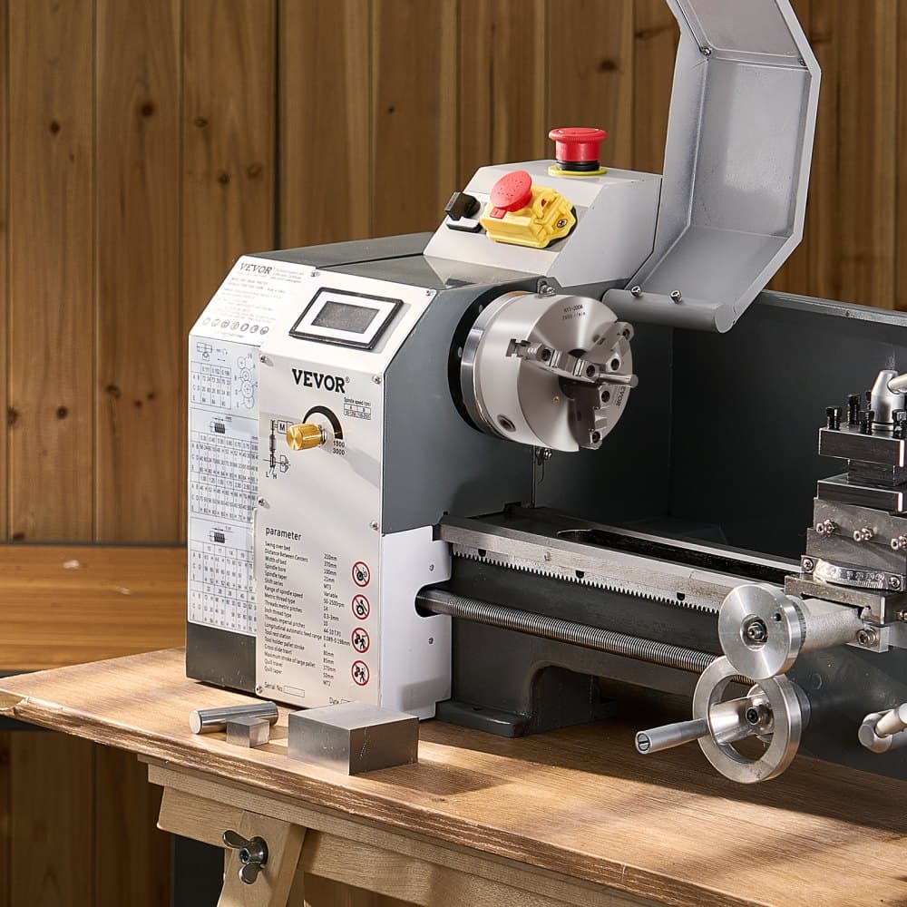 3čelisťové sklíčidlo soustruhu, 8 palců (200 mm), samostředicí sklíčidlo se závitovou opěrnou deskou 2 1/4 palce-8, upínací rozsah 0,16-7,87 palce (4-200 mm) se šrouby s T-klíčem, materiál HT300, pro soustruh na dřevo a kov